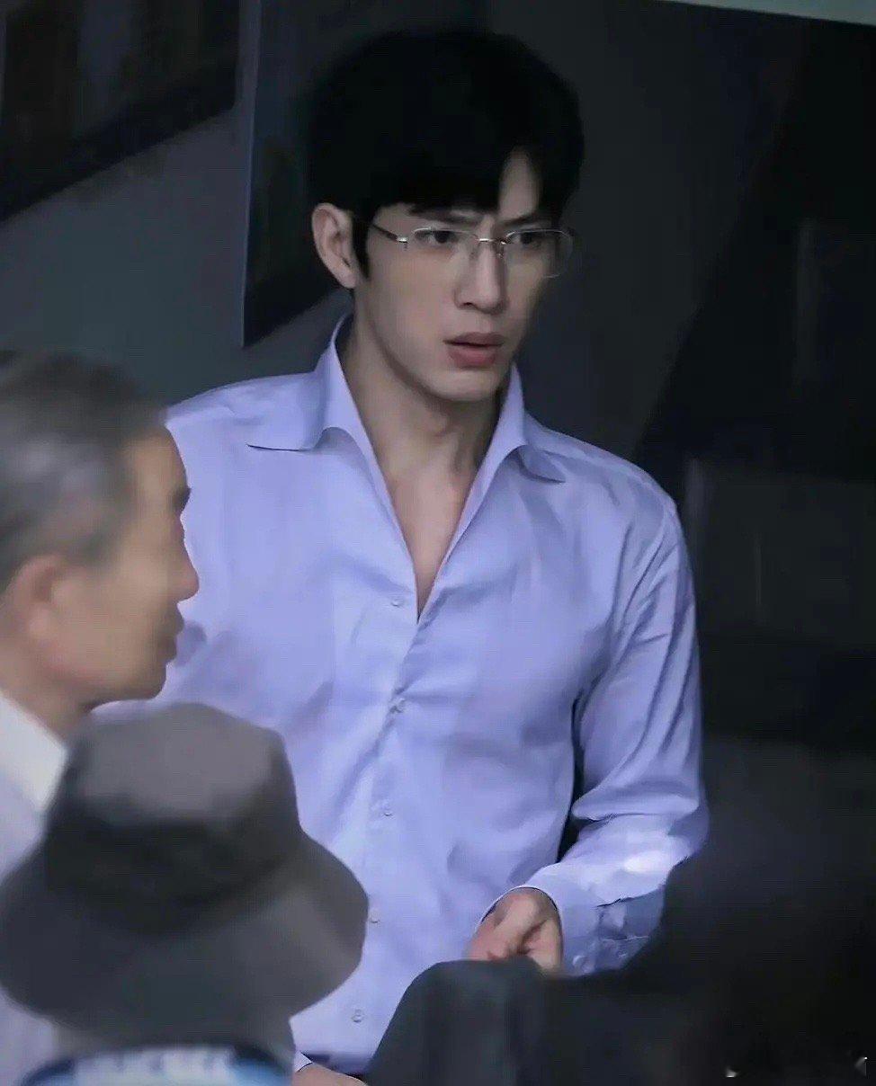 井柏然能靠钢铁森林成功吸粉吗？ ​​​