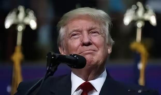 太可怕了！俄罗斯经济学家表示：因为39万亿美元还不起，特朗普很有可能已经有了弄死