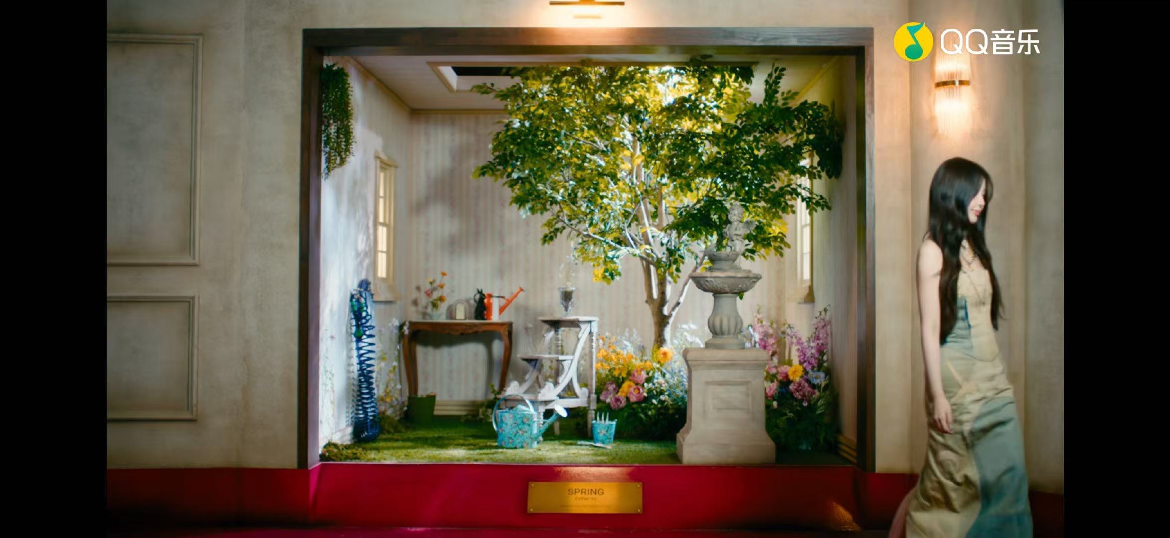 虞书欣SpicyHoneyMV 虞书欣 MV 太惊艳，内娱宝藏作品，疯狂打 ca