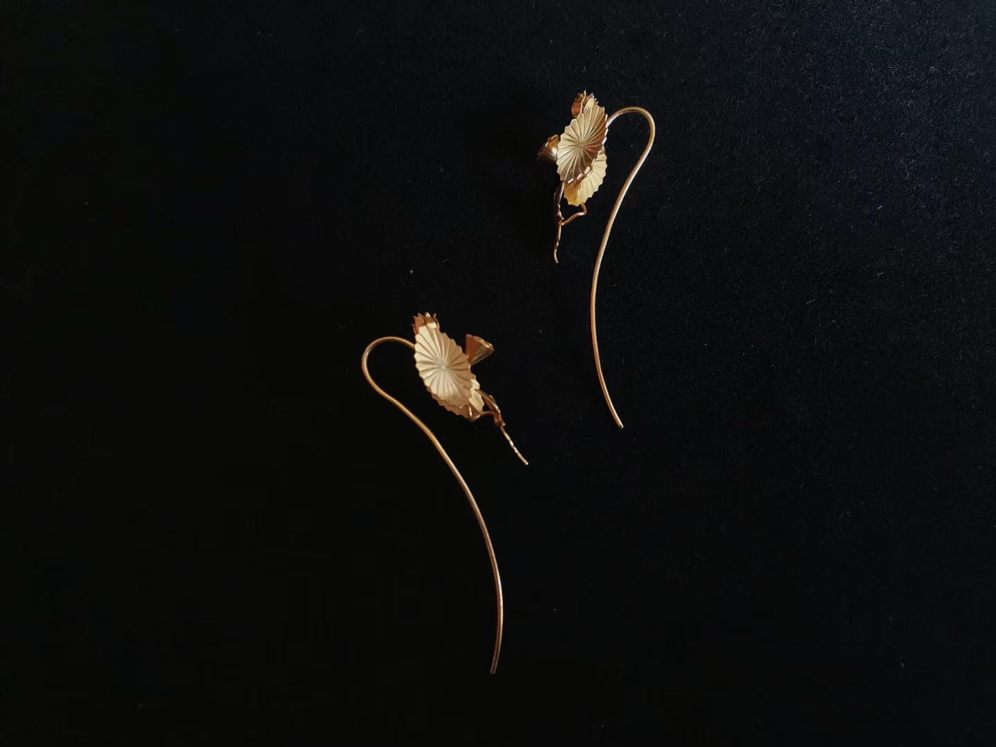 玩物|仿宋耳饰与文物原型原是九月里计划想发合集，后来看见有博主发了份整理，大部分