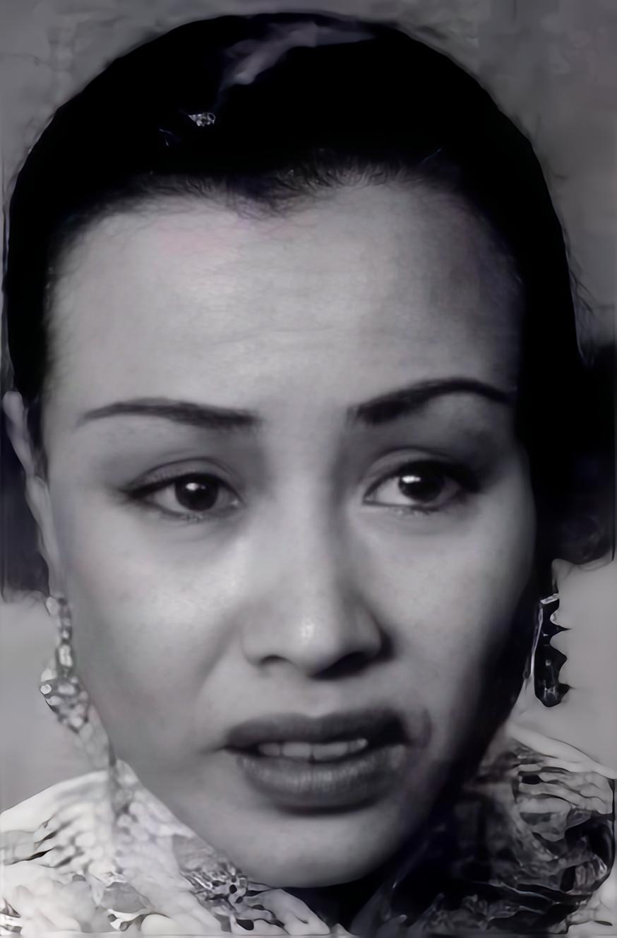 从一线巨星沦为龙套：影星林妹妹，半生风光半生落魄
 
林妹妹（Lam Mui M