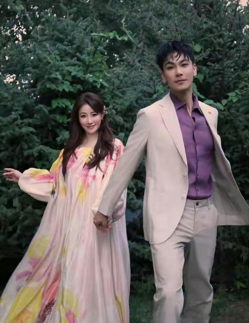 对于陈紫函夫妻二人来说,十二次试管经历是很大的伤痛吧,那段时间一直遭受的失败是两