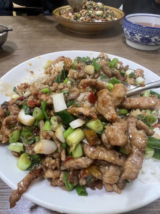在重庆！！这口鱼香肉丝的含金量还在提升