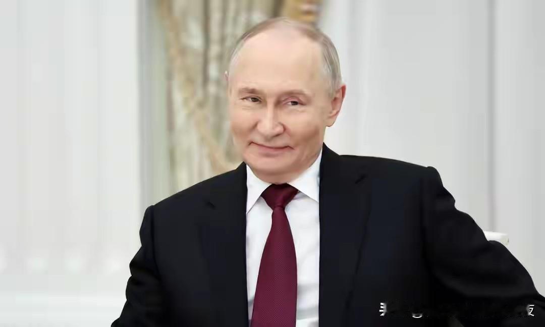 普京一笑一怒两张脸：对美谈合作，对欧亮拳头，欧洲撑乌能扛多久