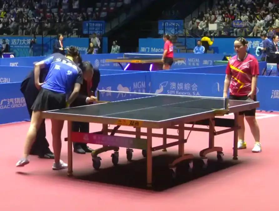 11月12日全运会乒乓球项目
女单8强决赛陈梦4一0何卓佳
11一9，11一8，