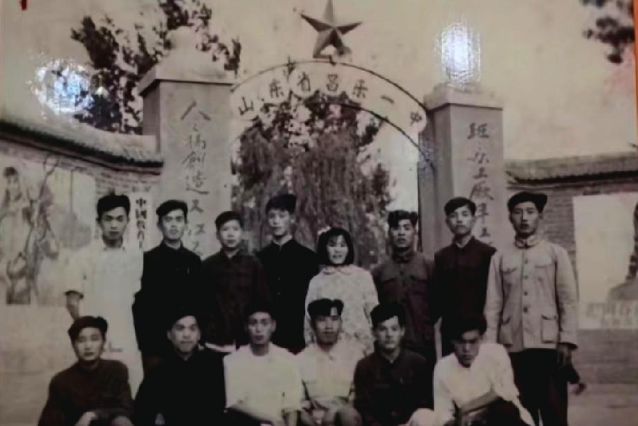 山东省昌乐第一中学简介
简称昌乐一中1939年3月创建于下皂户，原名昌乐县立初级