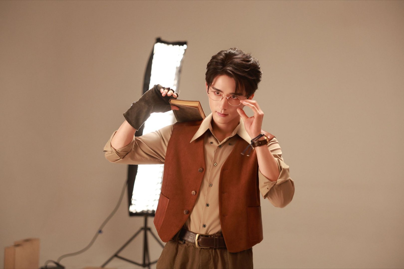 张新成就这样把书抠下来演 深度研读原著吃透人物内核，精准还原文字人设，细腻演绎让