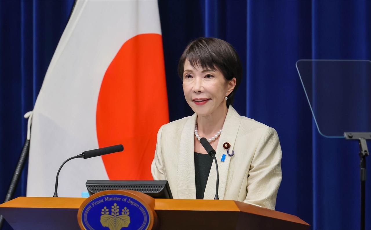 日本首相高市早苗今天写道：日本绝不容许任何凭借武力单方面改变现状的行为。
 
她