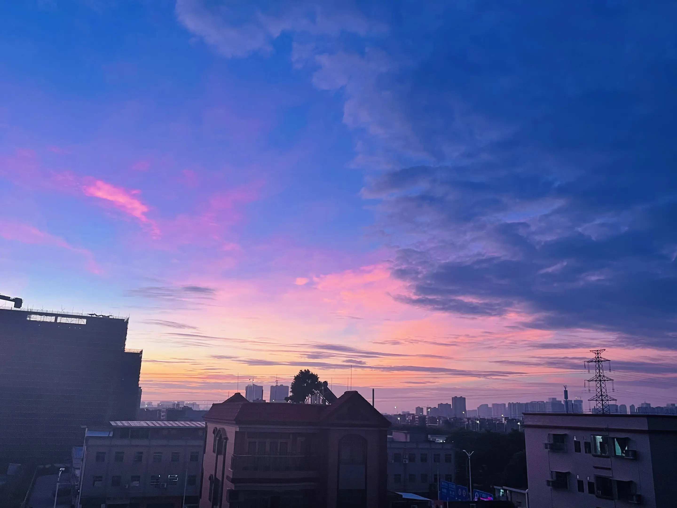 等晚霞坠入心