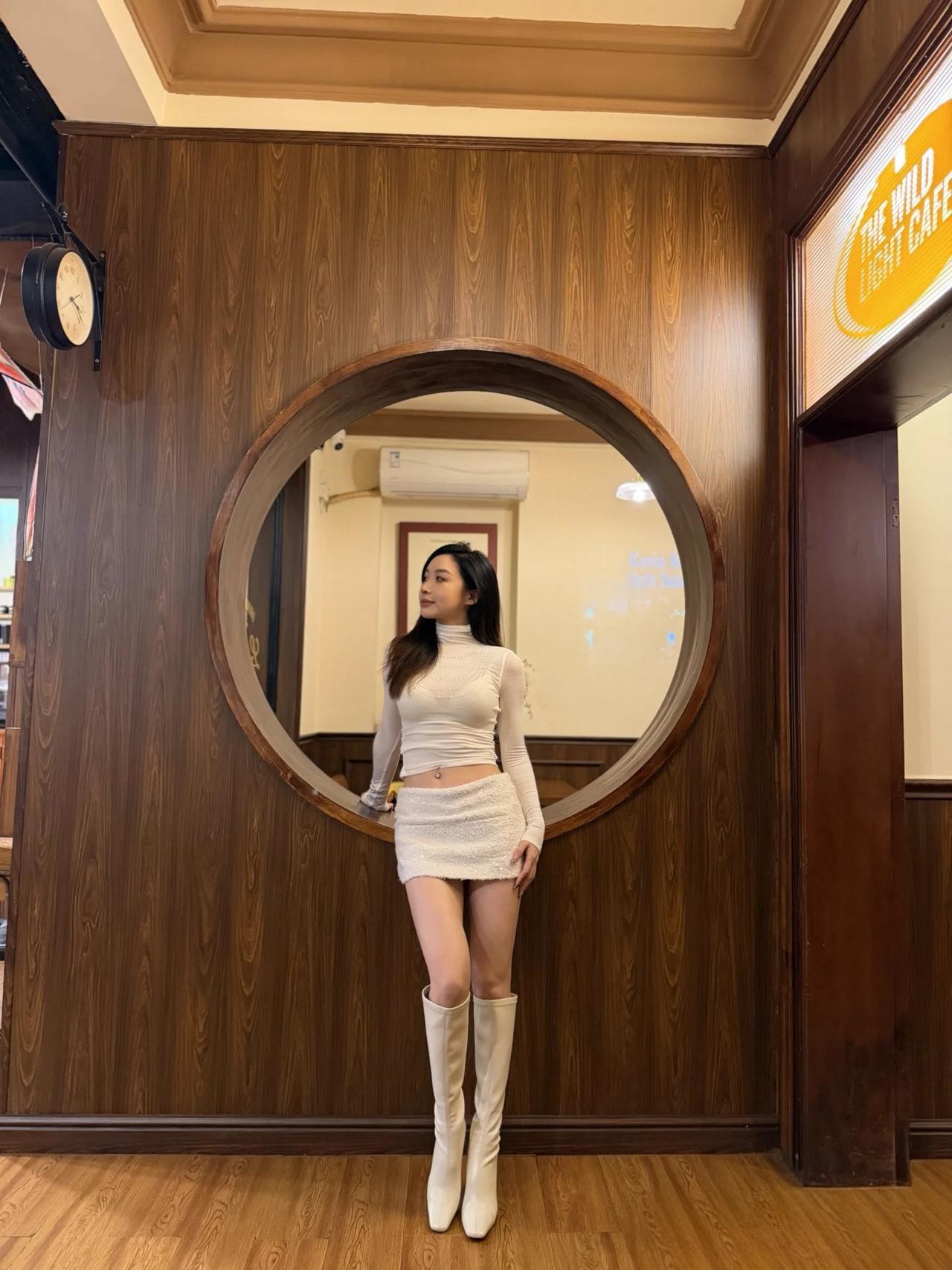 咖啡馆里的优雅时光