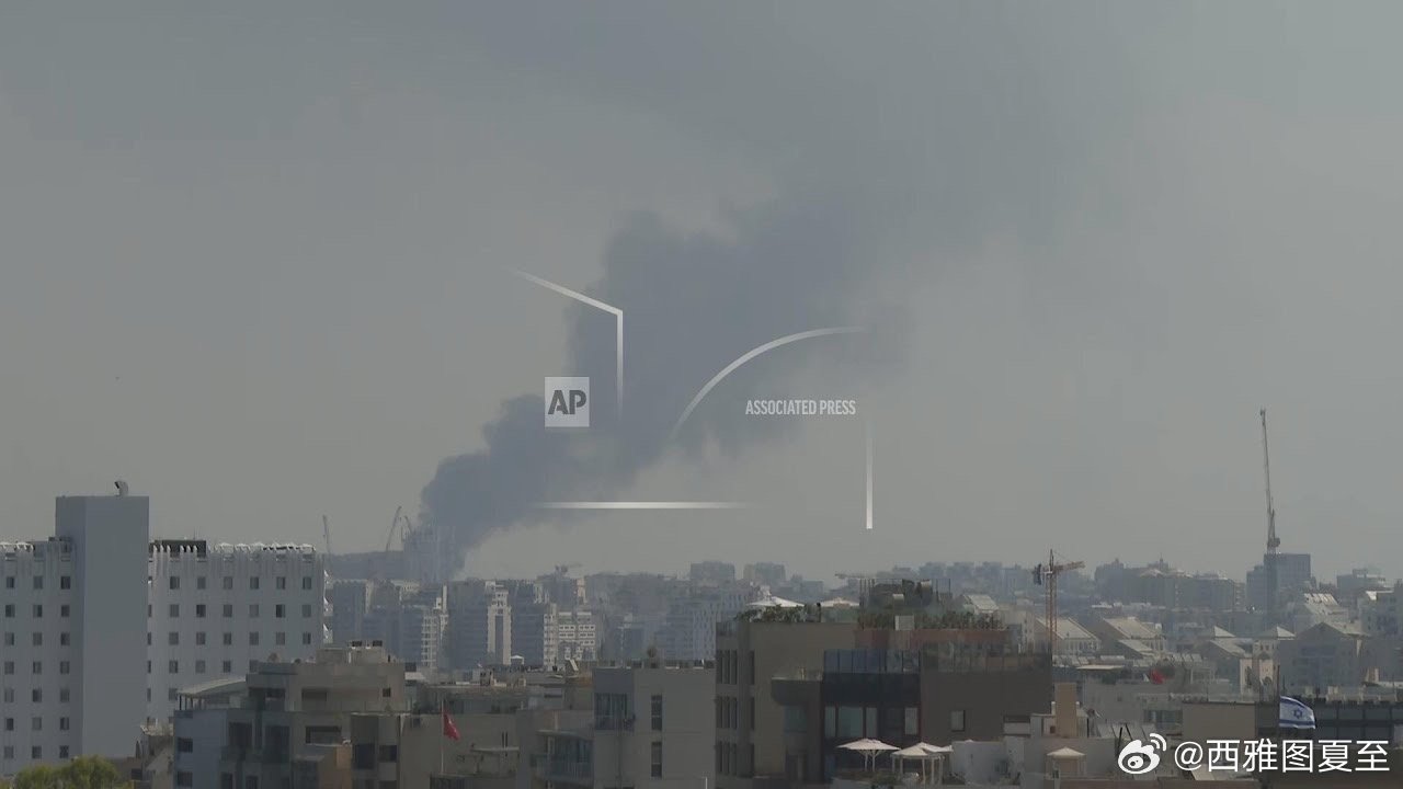 伊朗对以色列展开还击，第一批导弹已经抵达特拉维夫 
