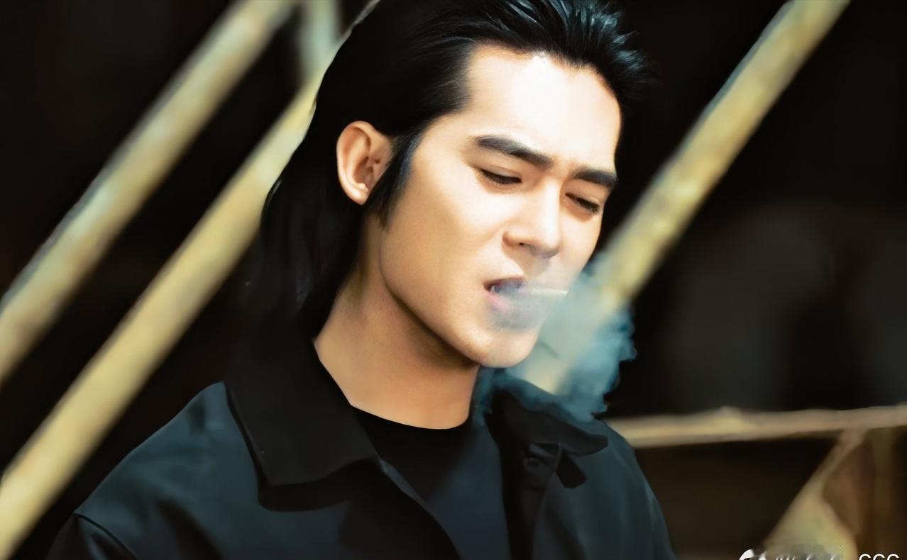 韩光煦超话 和韩光煦领证那天，是你噩梦的开始。

看着手里的结婚证，平时你喜欢的