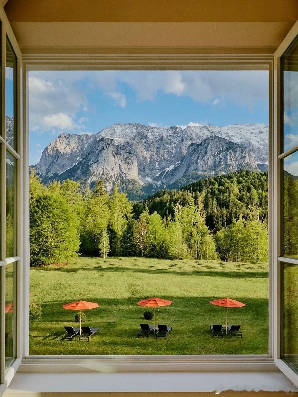 Schloss Elmau ——一座位于德国巴伐利亚阿尔卑斯山脉间的百年城堡酒店