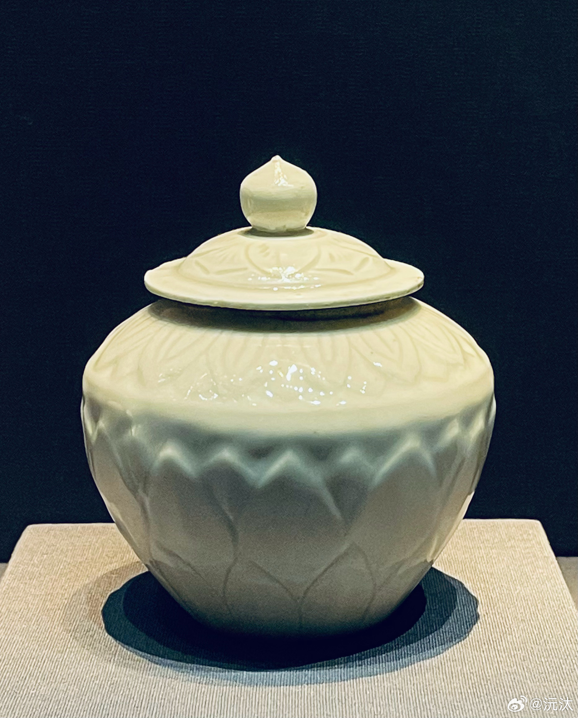辽朝的各个京城都有烧制瓷器的窑口。#沅汰博物馆# 上京有白音戈勒窑、南山窑和上京