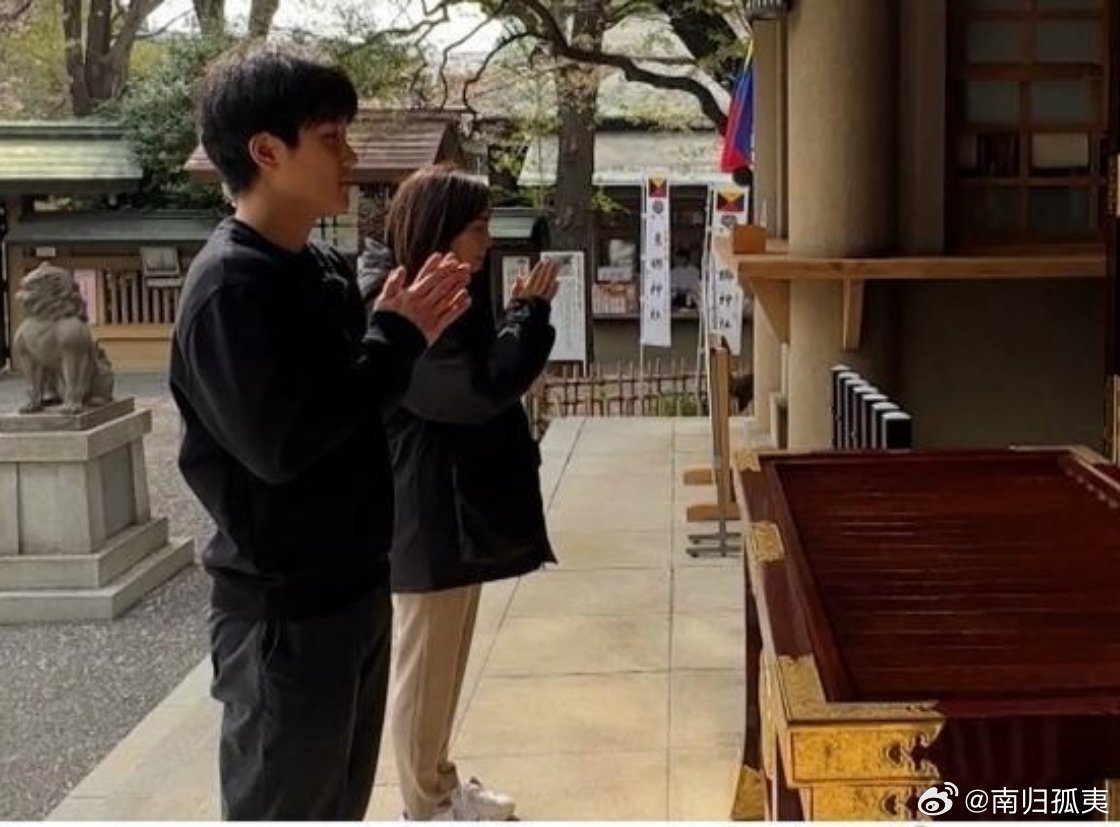 这兄妹有必要天天上热搜吗？张本智和早已通过参拜供奉侵华战犯的东乡神厕、割裂自身华