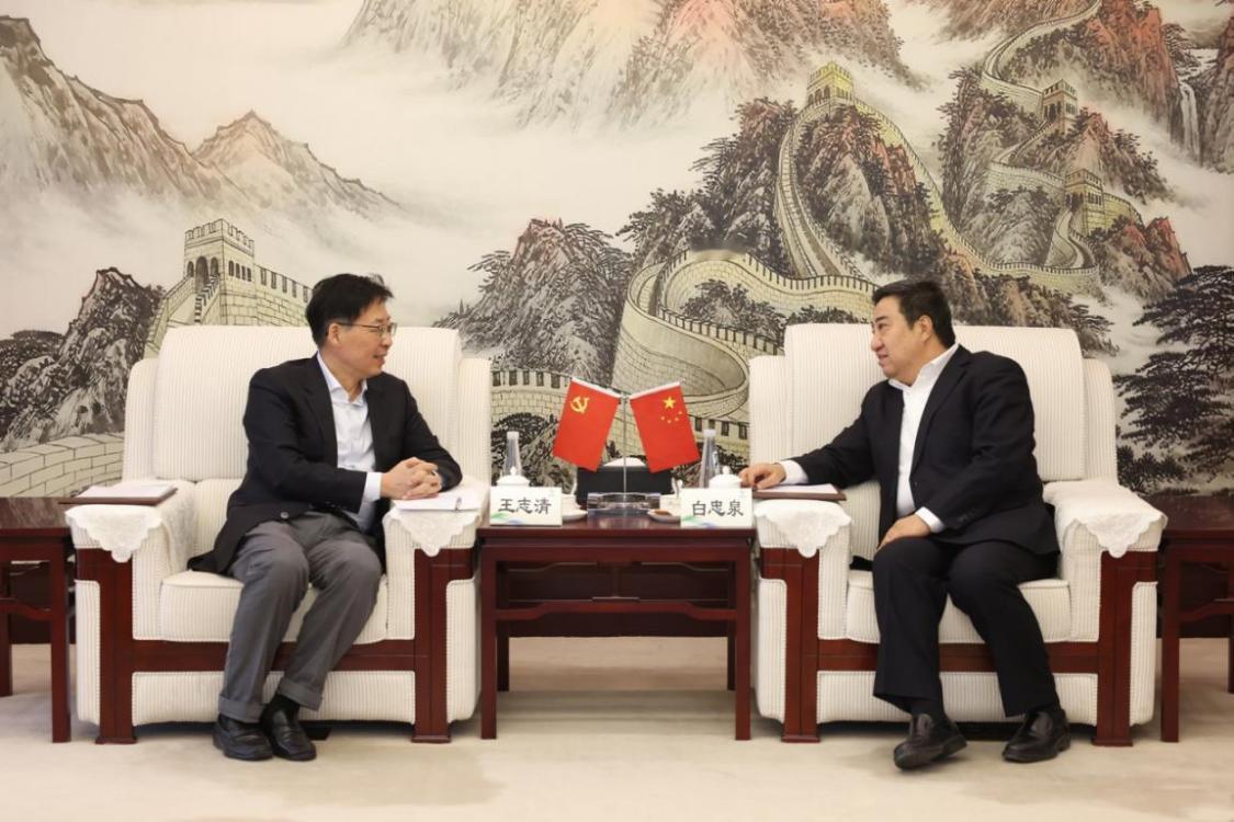 12月12日，国药集团与中国东航在北京签署战略合作框架协议。国药集团党委书记、董