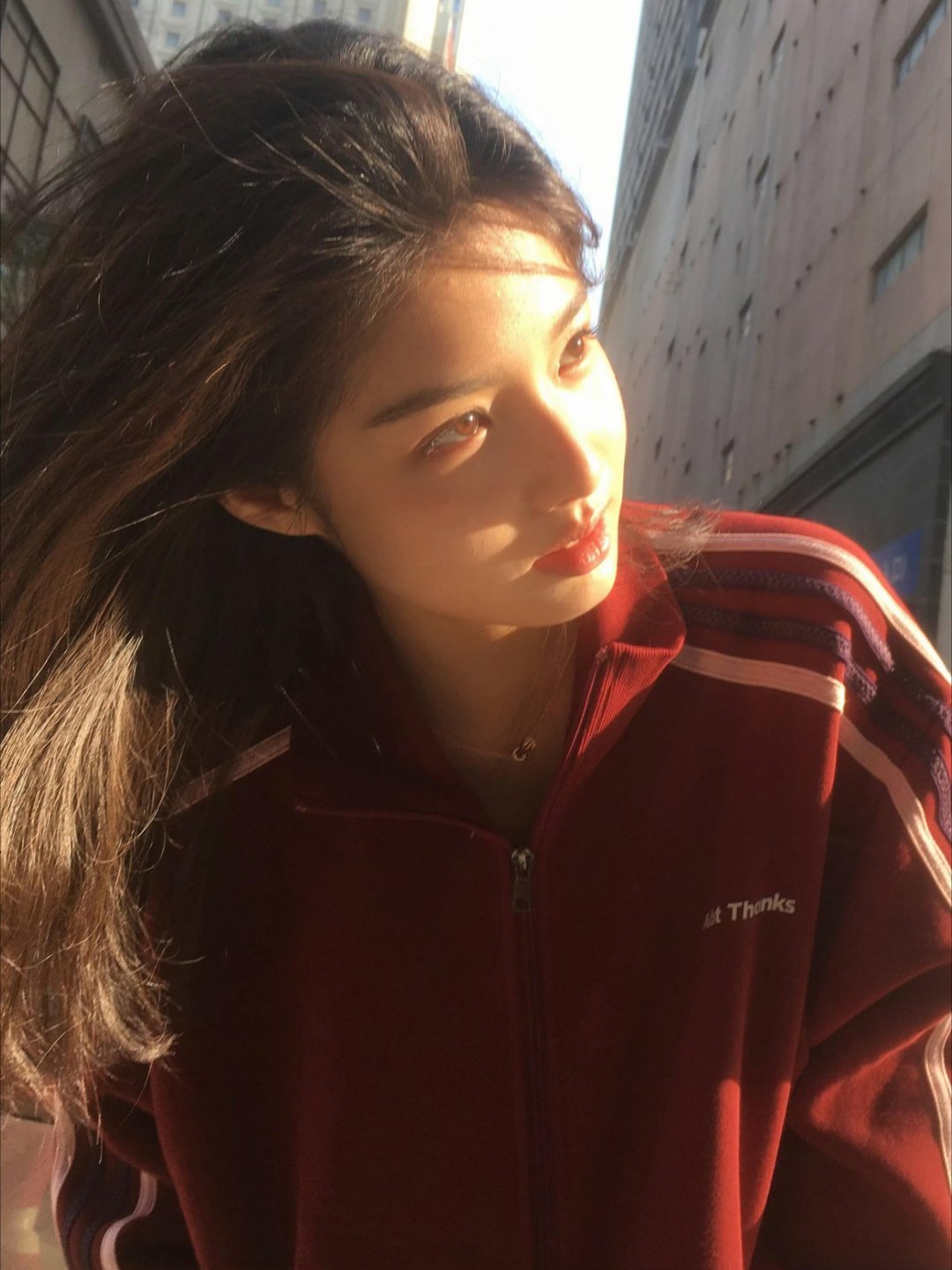 艾米就这个古偶少女味 谁懂啊，艾米演谢嘉鱼撒娇那股劲儿，完全不尬，天然娇憨感直接