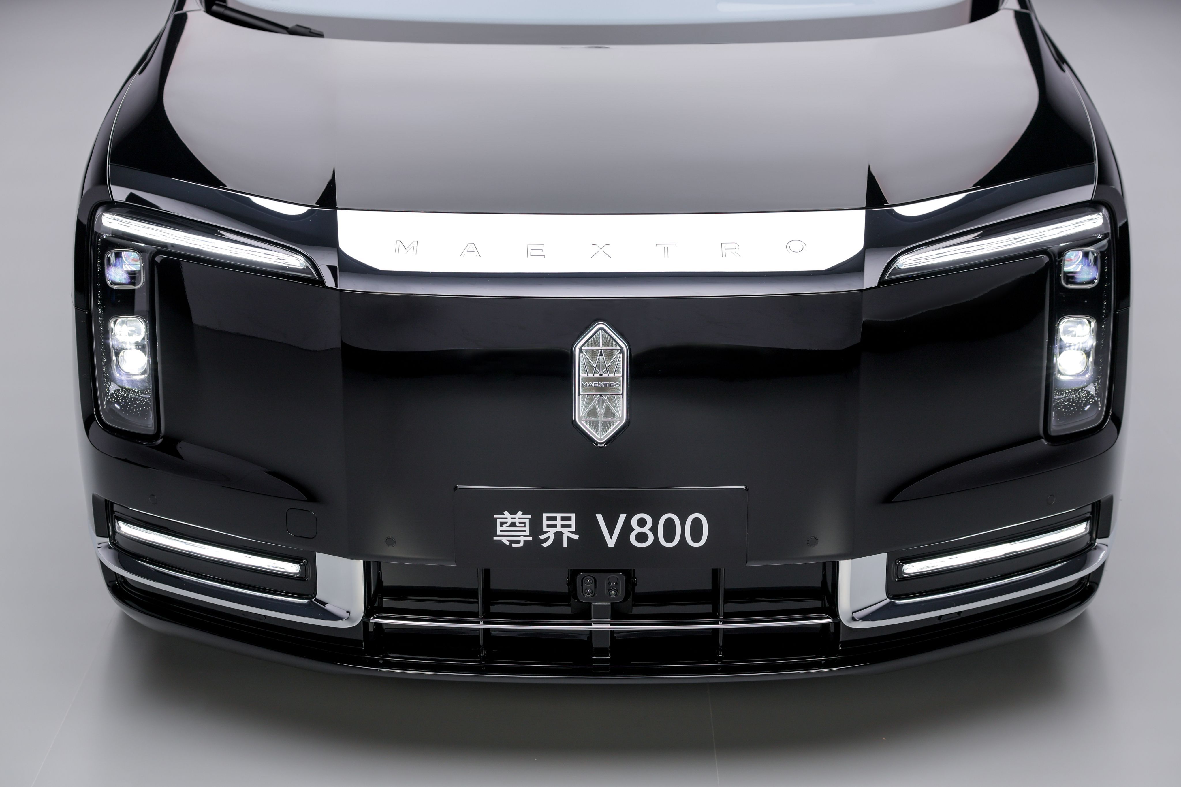 尊界时代旗舰MPV正式发布 尊界V800、V680今天下午正式上市，用产品体验重