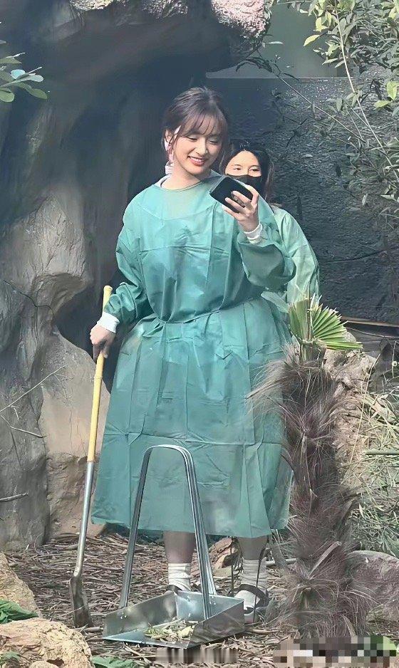 不怪那么多人喜欢她[允悲] ​​​