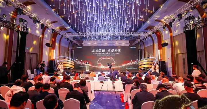 京东宠物“医保卡”首次将处方粮纳入直赔，联手皇家处方粮免费送