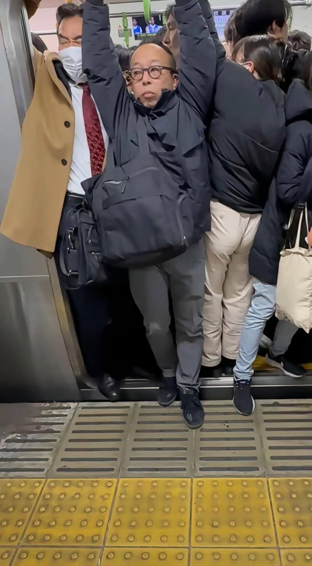 这一天太奔波了