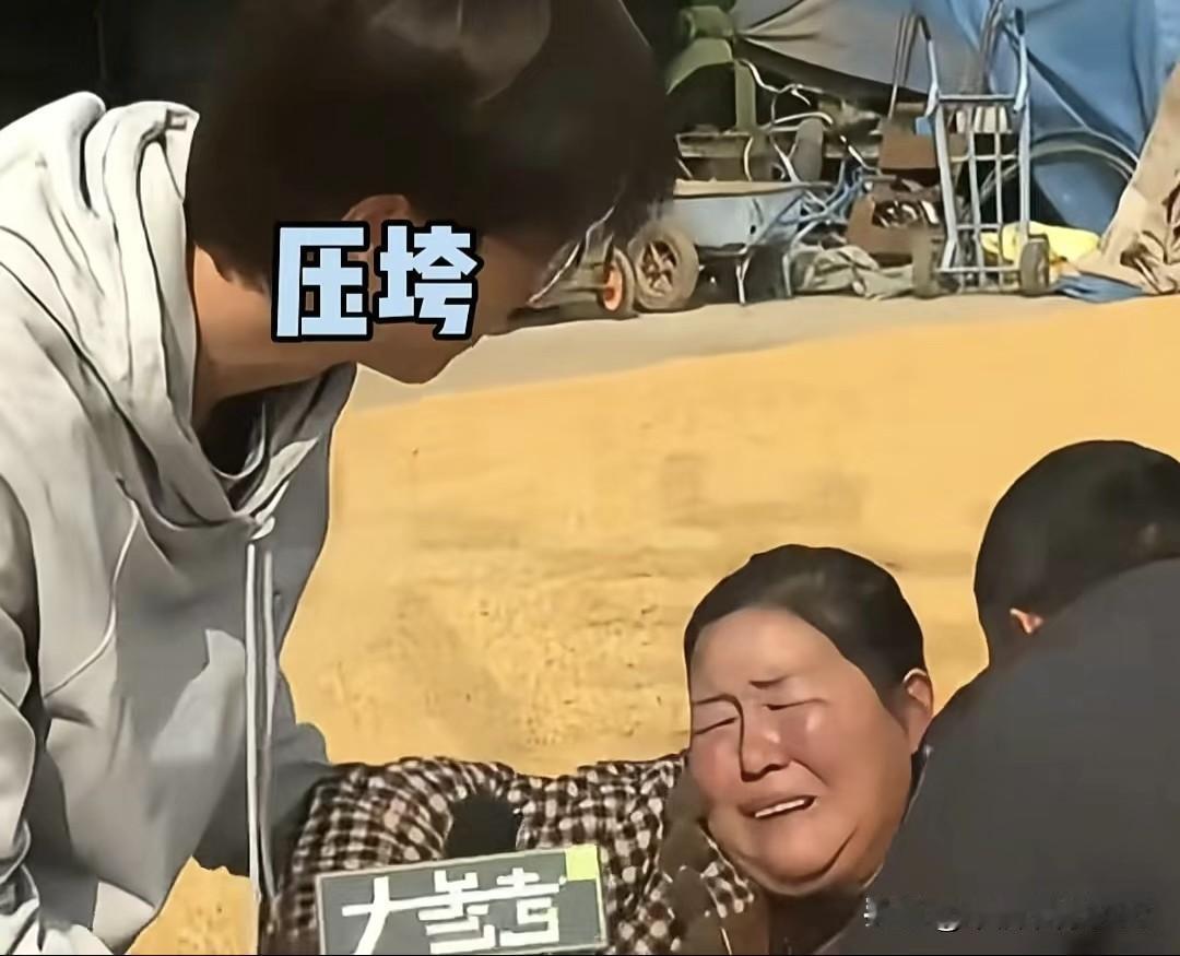 农民三年血汗粮被骗，28万成赃款难追回。
 
河南的孙先生可太惨了！他和哥哥辛辛