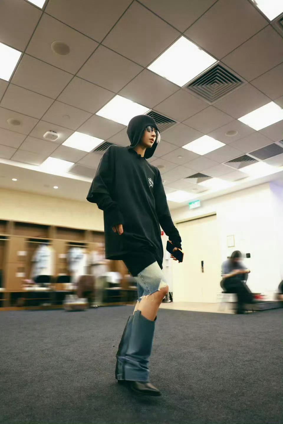 刘雨昕尖叫之夜彩排，已经迫不及待等明天了