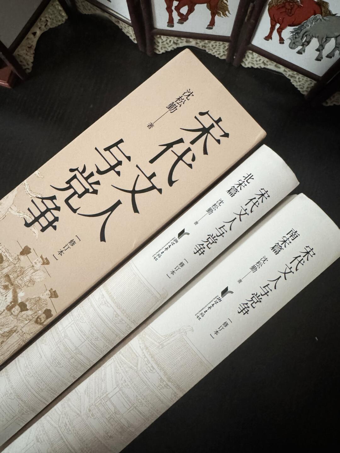 真诚的建议，看书，大量地看书，尽快