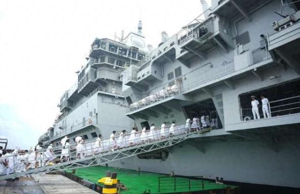 今年军工圈的搞笑名场面被印度这艘航母直接焊死了！11月印度吹了十几年的首艘“国产