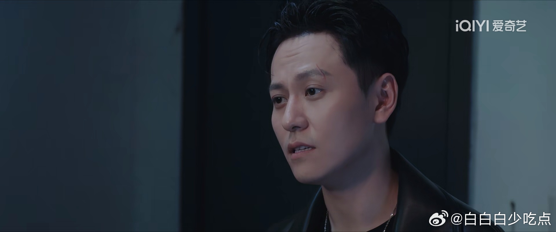 。哎呀我受不了了他这个头发好丑啊，算了我闭眼溺爱一下 