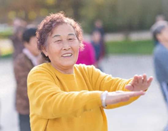 老年人别盲目减重，标准体重关乎健康，过瘦过胖都伤身