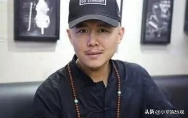 那个写书、旅行、骑摩托、走遍山川湖海的“浪子”，居然亲口说“我不是和尚”。不晒合