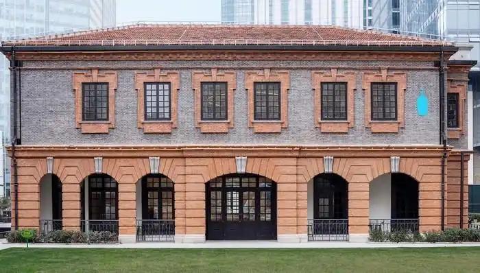 雀巢CEO在北京论坛上回应了市场猜测，称关于出售蓝瓶咖啡“暂无任何可置评内容”，