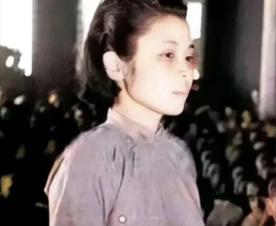 这是1946年，大汉奸陈公博的情人莫国康在南京接受审判时，留下的一张照片，可以看