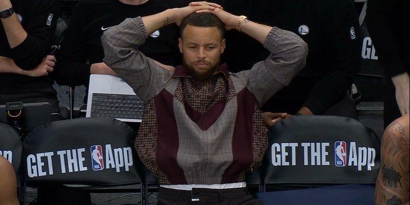 去看看16总决赛抢七的录像，格林32+15+9。三分8中6；另外还有持球攻有空切