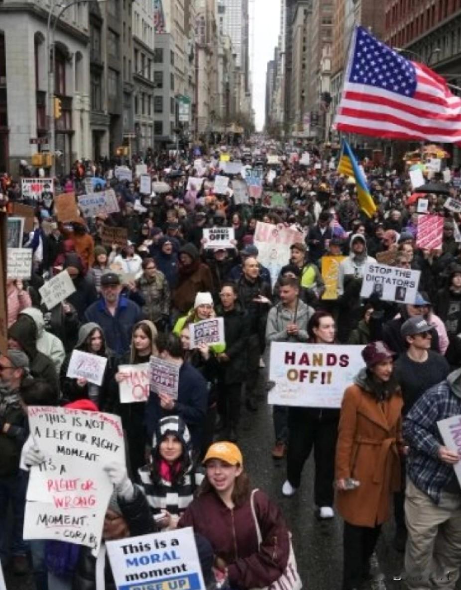 全美多地爆发抗议活动。

1月24日，因美方执法人员在执法时与一位37岁男子发生