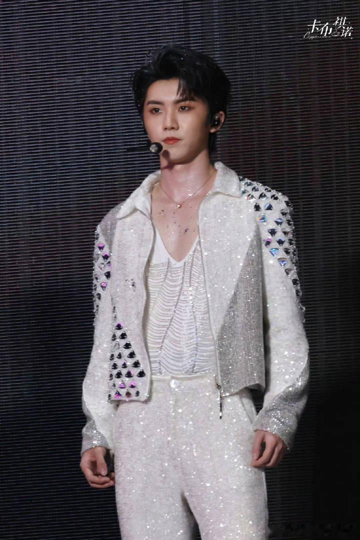 今天怎么样？时代少年团演唱会时代少年团海口演唱会 ​​​