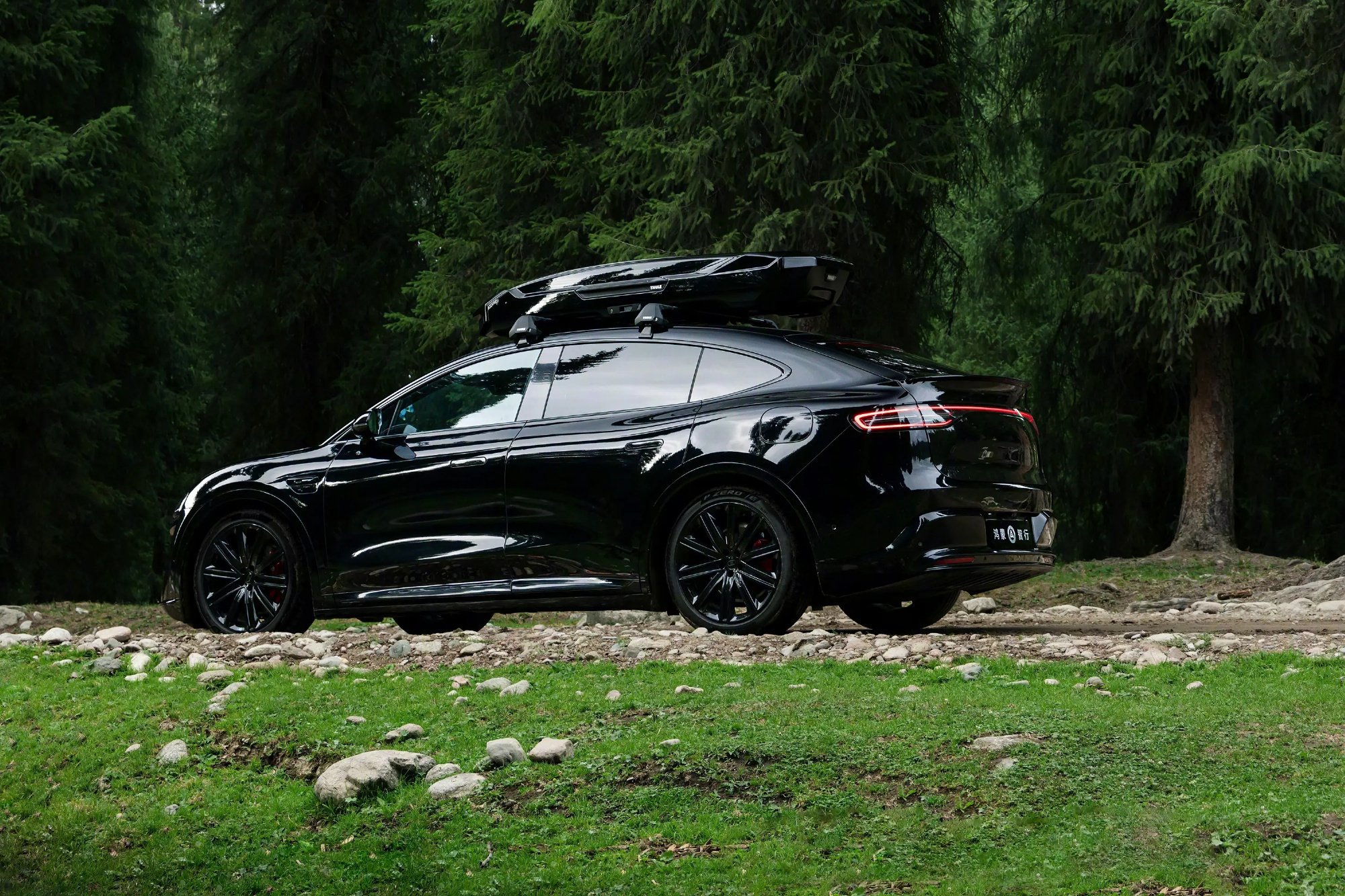 开智界 R7这段时间，越用越觉得贴合日常它的风阻设计，高速开起来特别稳，风噪很小