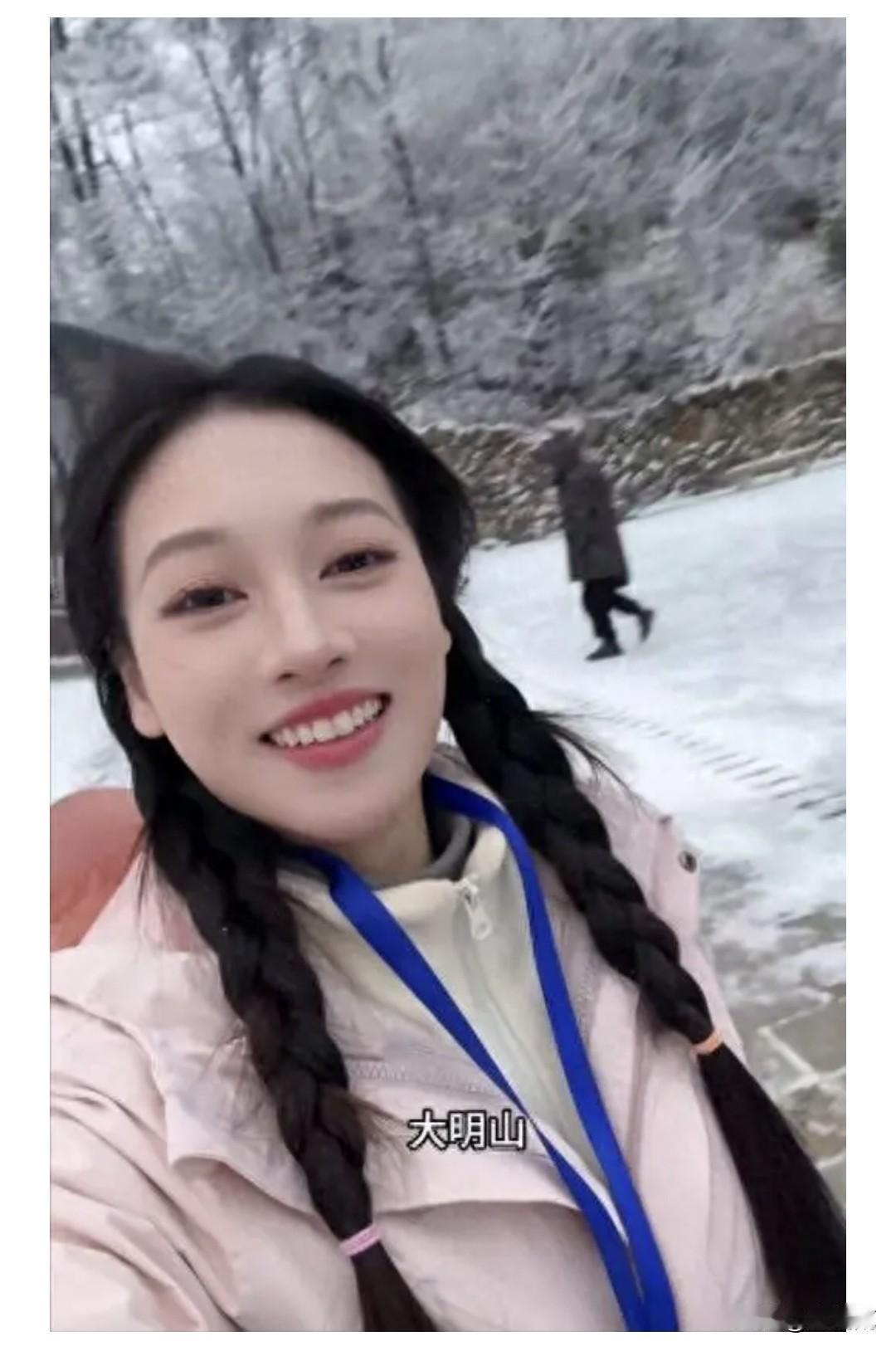 前体操冠军为还债跳“擦边舞”：欠40万差点去夜场，如今首次回应争议。体操转行 吴