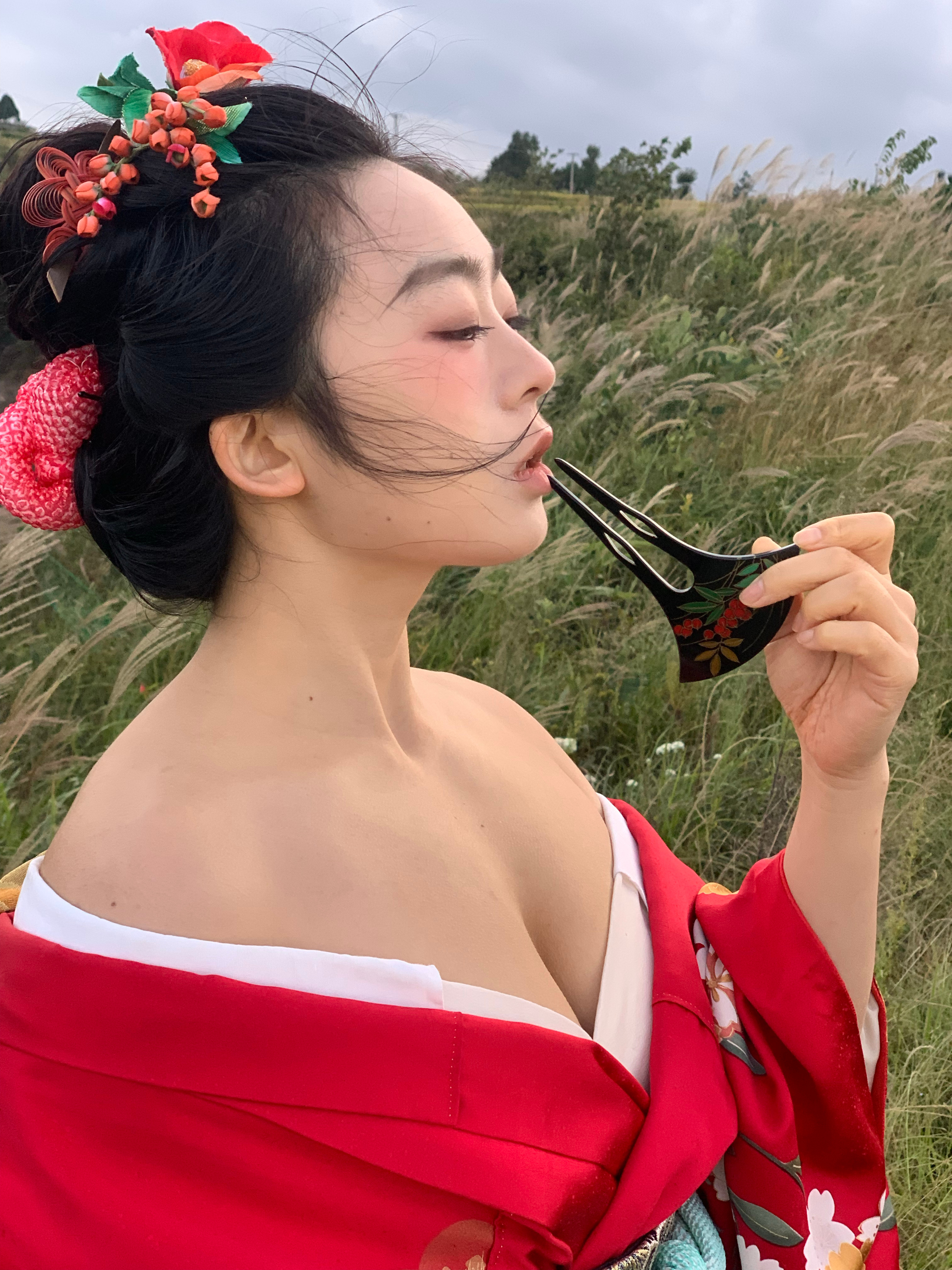 客片花絮和阿怪的一天，本来做好了阴天拍摄的准备了，没想到和阿怪还是偶遇了一些阳光