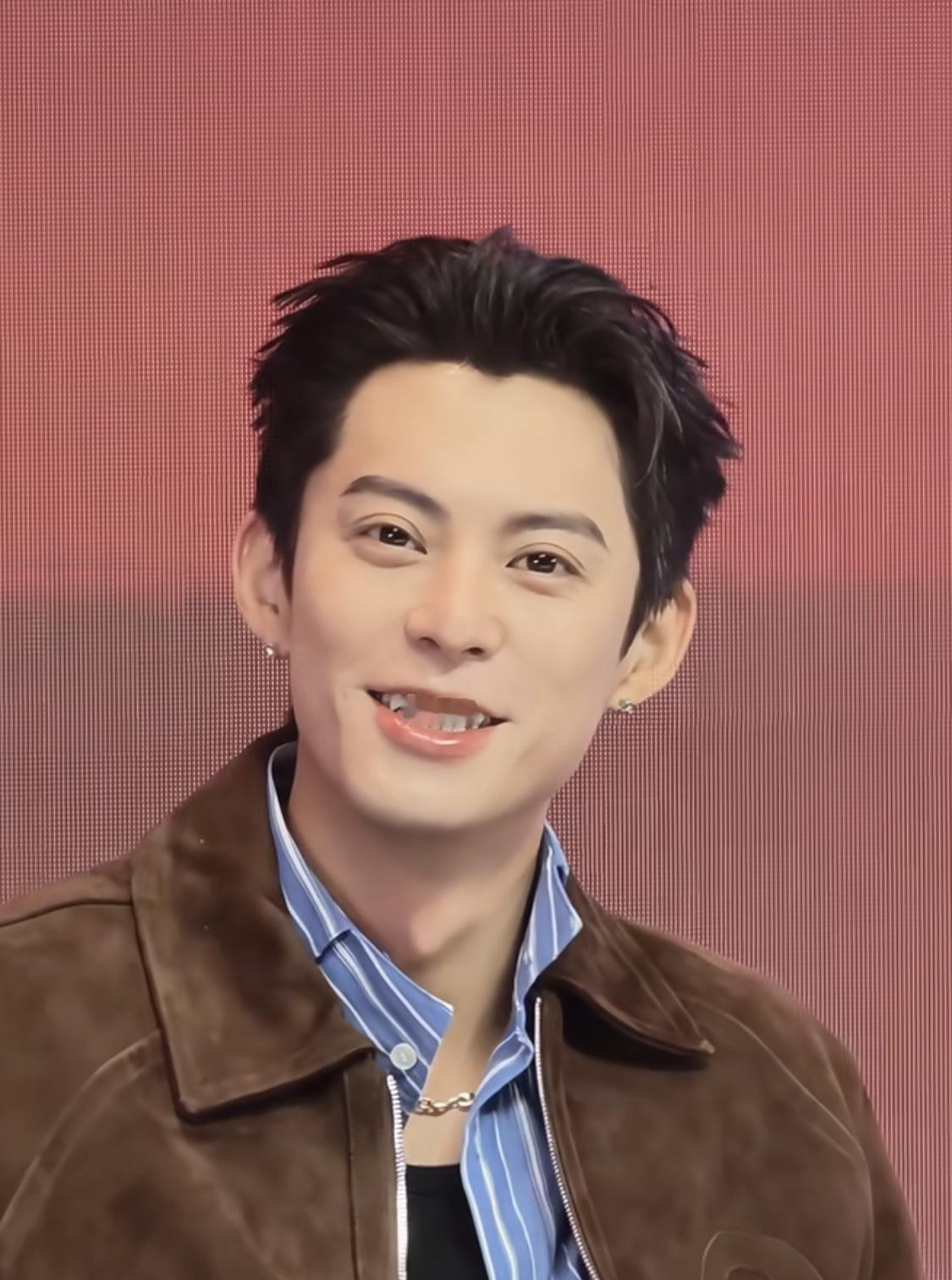 任敏说王鹤棣是她精神上的妈妈，在黑夜告白 采访中。其实严肃的认真分析一下，也是可