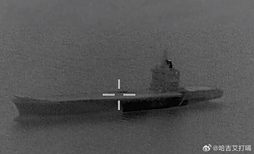 凤凰新闻【整个伊朗海军全军覆没！唯一航母被摧毁画面曝光，德黑兰应为没买歼10后悔