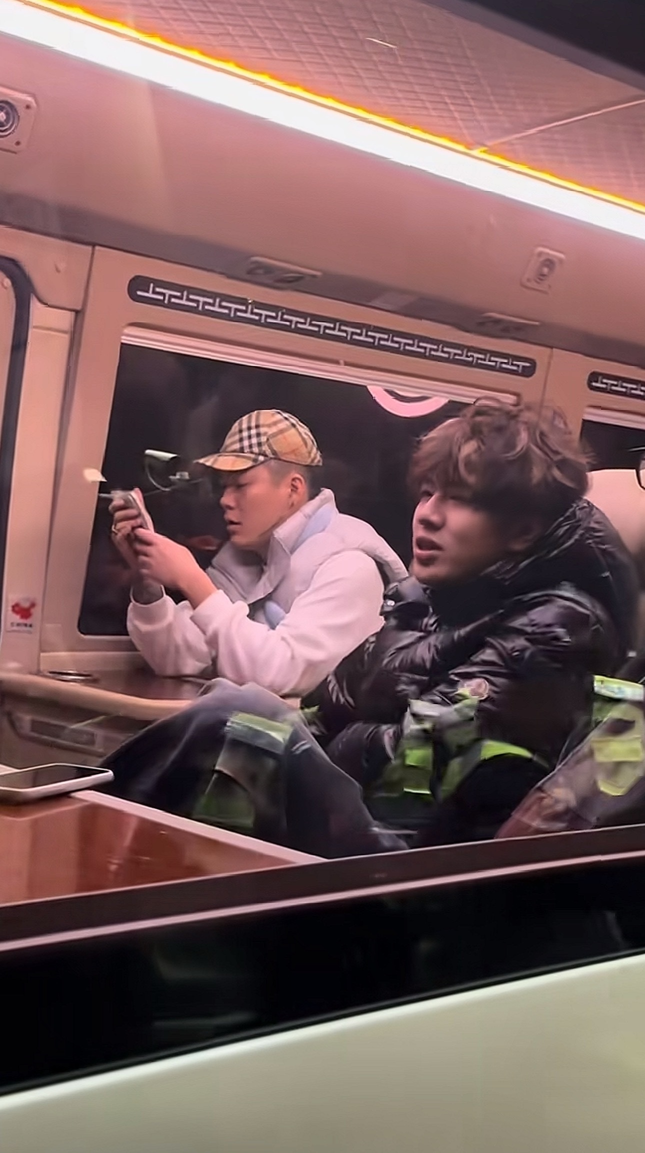 贝贝和Top Barry同框！李京泽