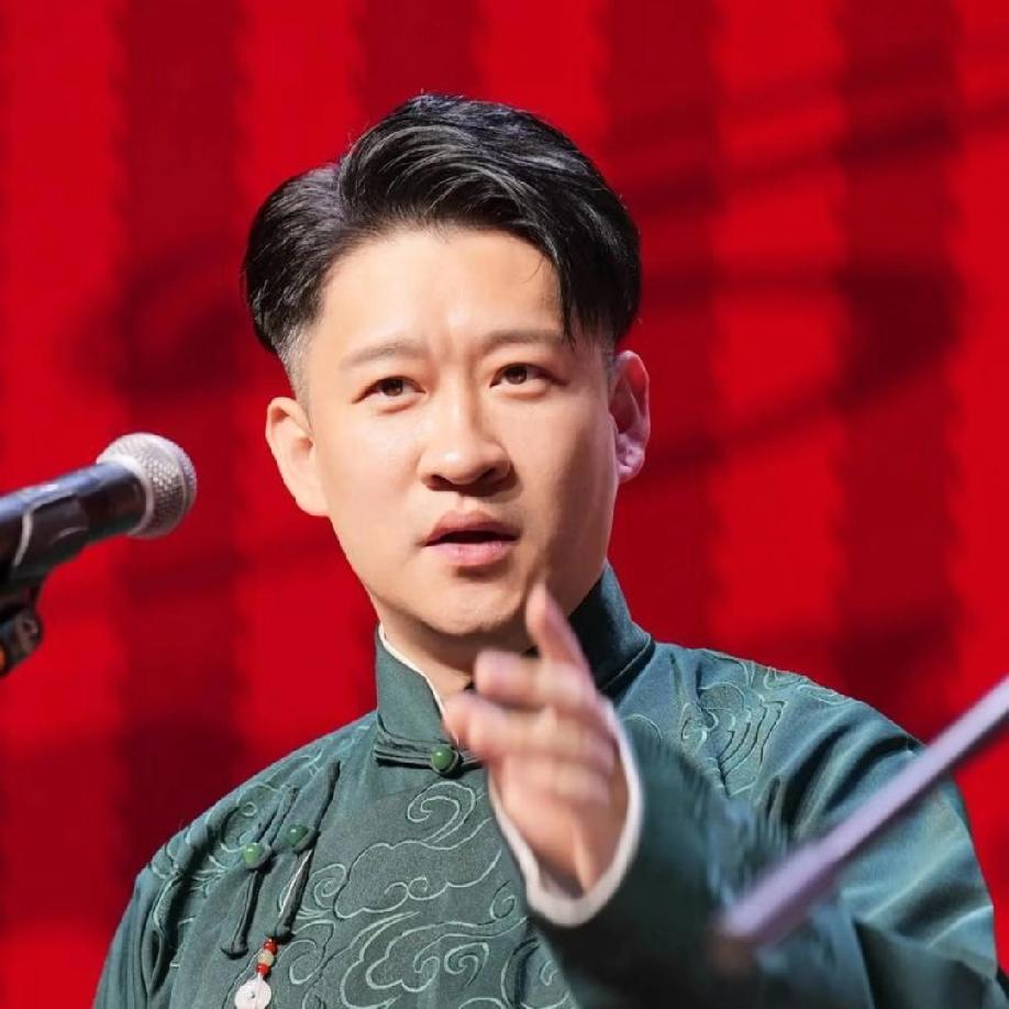 难怪曹云金压力大
不是说他创业成功了，
而是说他每个月开支超200万，天天愁得慌