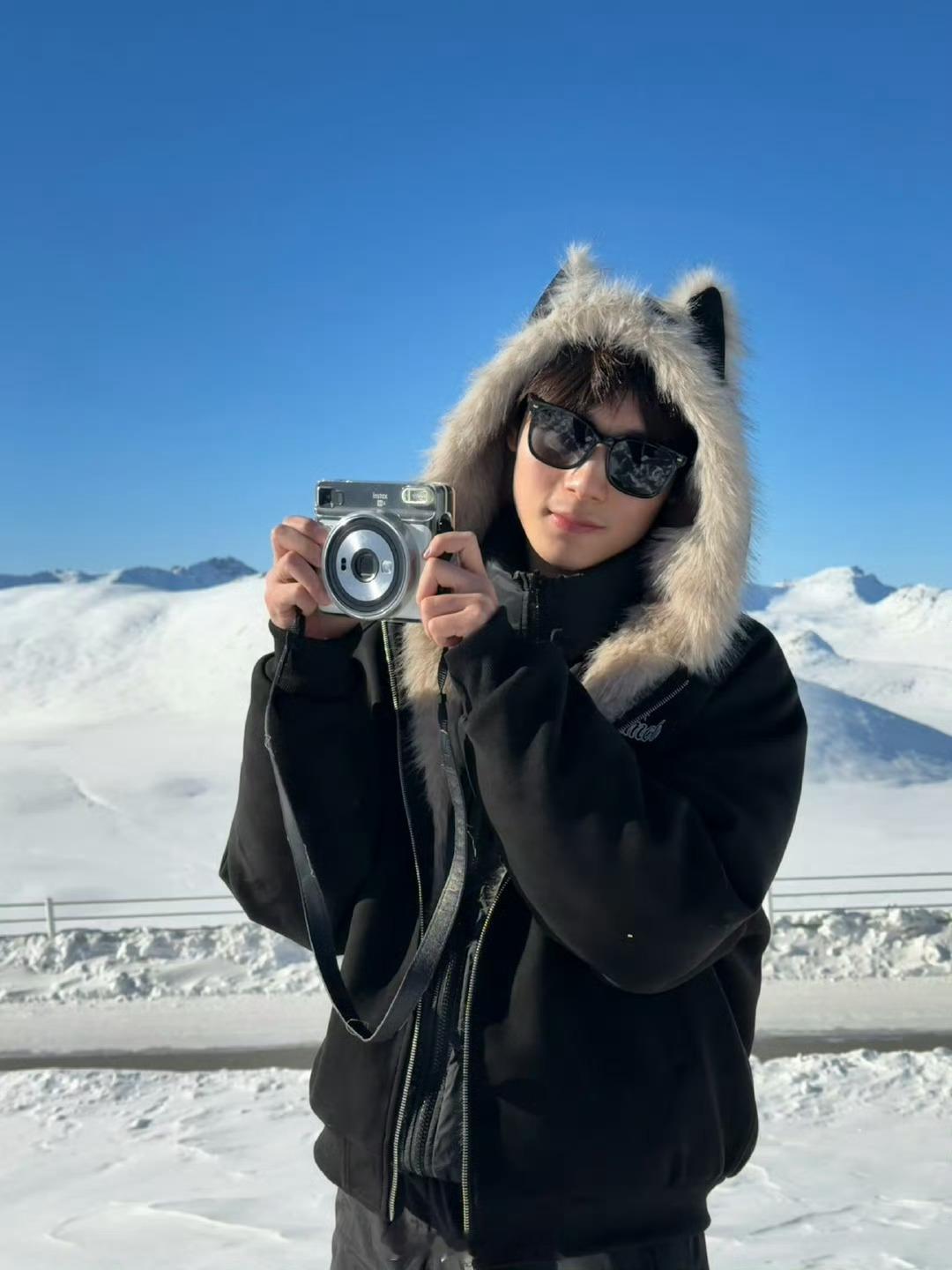 毛茸茸耳朵的小杰寄来明信片啦