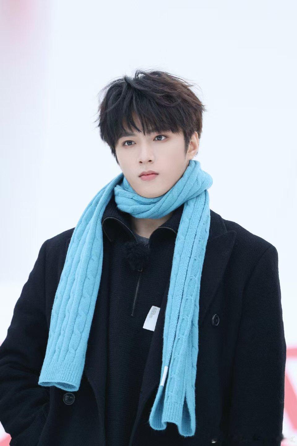 刘耀文企鹅滑行刘耀文要风度 刘耀文要风度~ 