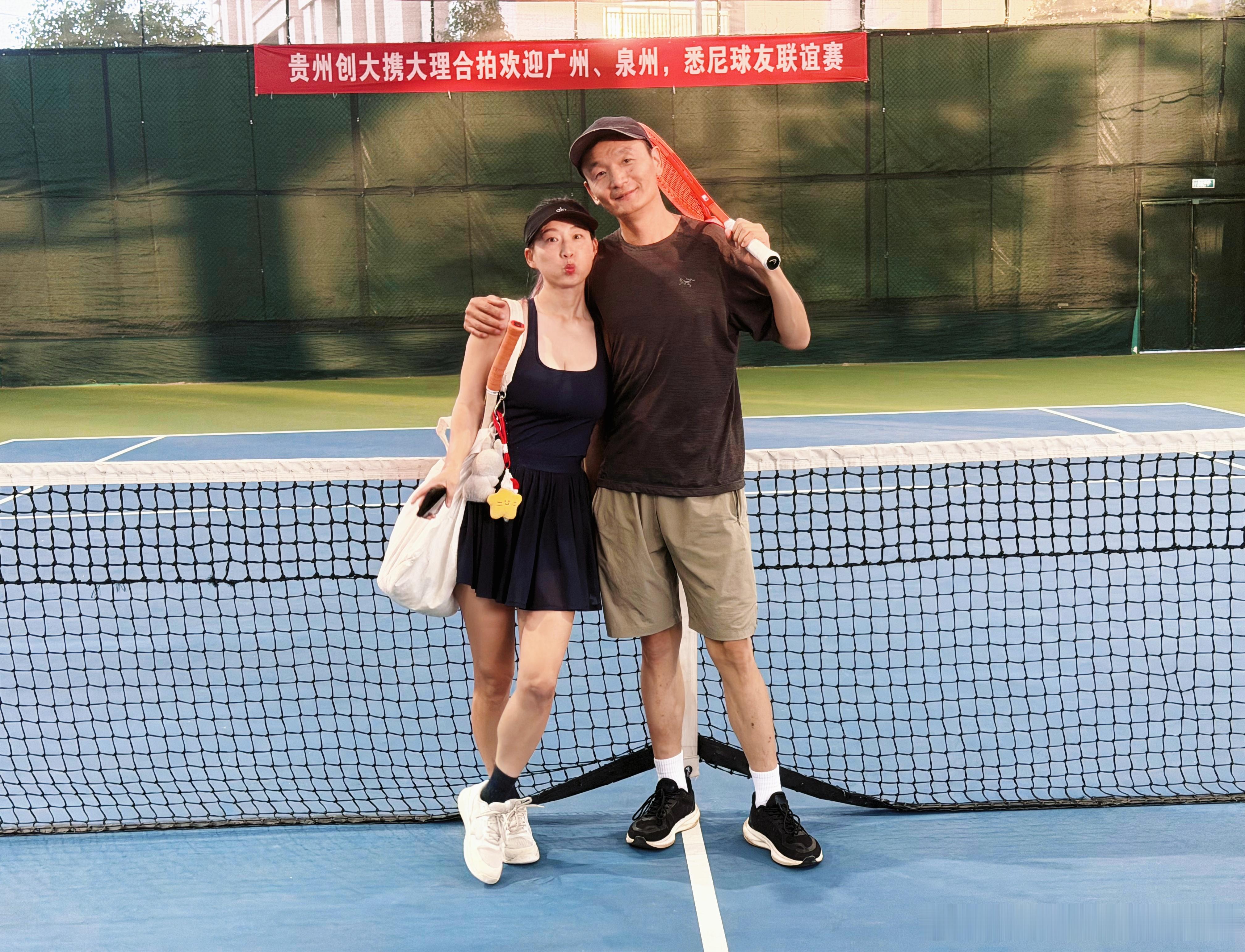 第一次夫妻搭档参加双打比赛