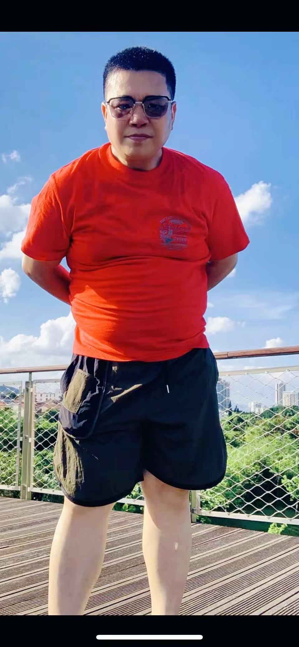 穿衣没有标准答案 我的夏日户外穿搭 日常穿搭的户外表达 海边穿衣自由 户外休闲穿