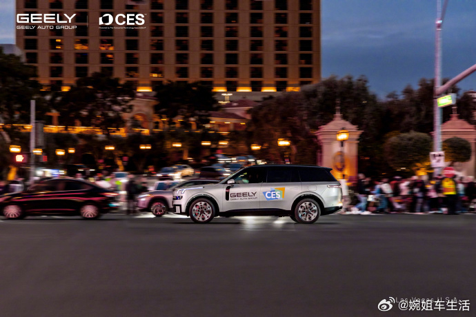 全域AI能给汽车带来什么 吉利CES这波直接把科幻变现实！全域AI 2.0太惊艳