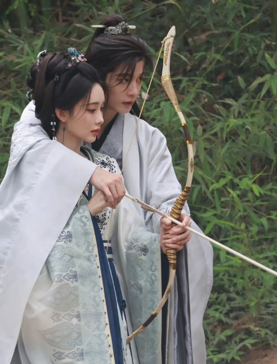 孟子义何与《百花杀》射箭路透[相爱] ​​​